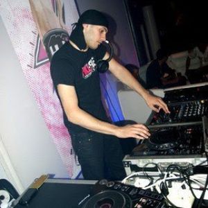 DJ V-GAS 