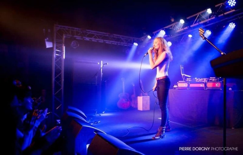 Photo 1