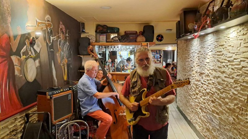 Red Hot Pepper jazz trio