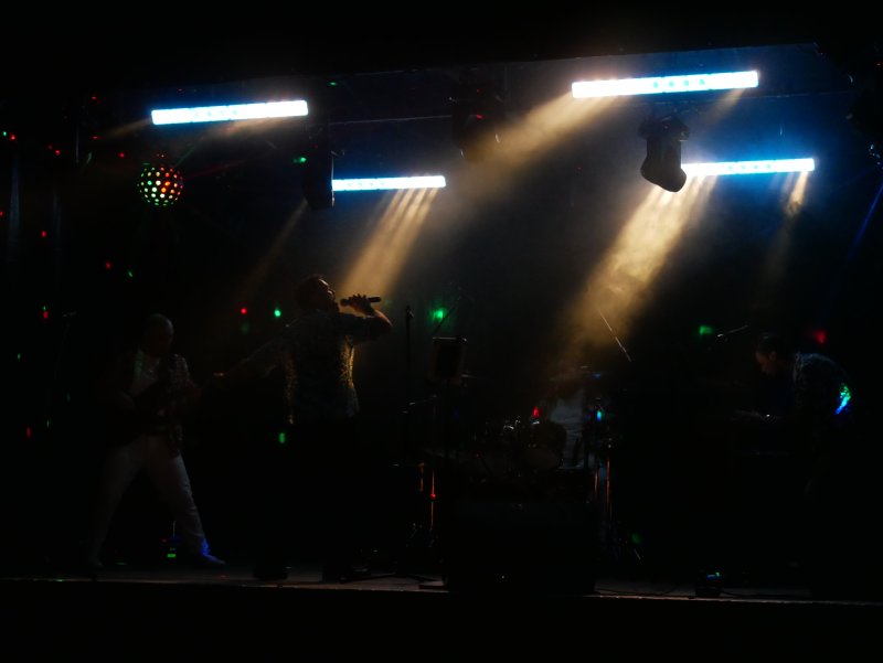 Photo 1
